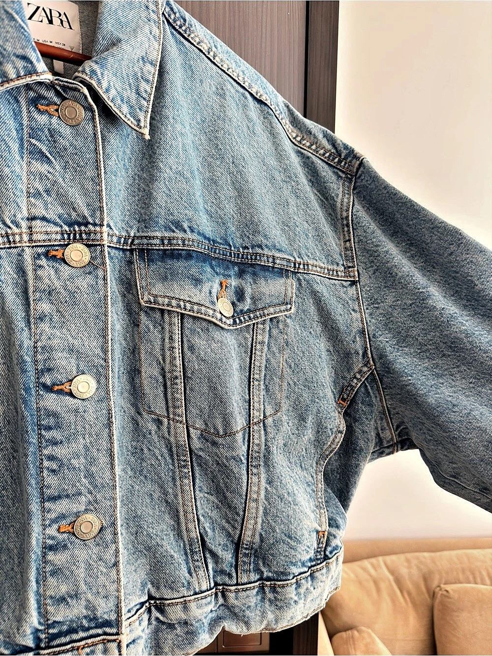 Zara Denim Jacket Blue Size Medium Like New - Picture 3 of 4